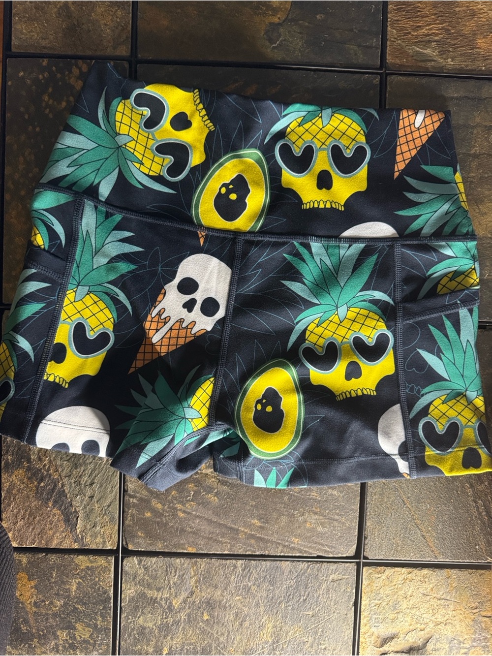 CVG ICE CREAM SKULL
SHORTS